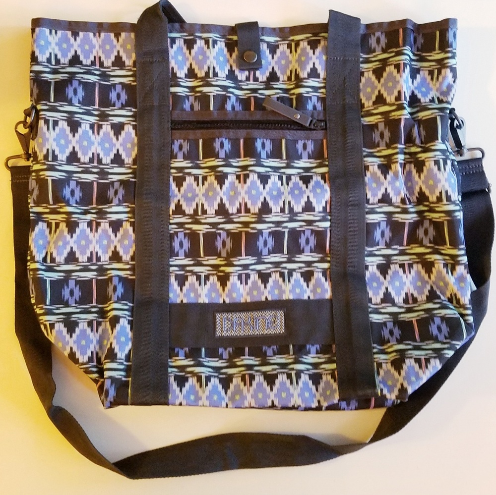 Dakine Tote